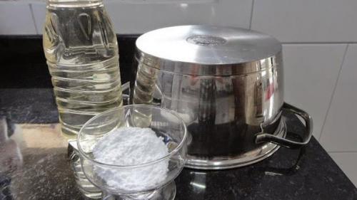 Ванная - не самая любимая комната в плане уборки, ведь по сути это бытовые задворки квартиры. 01