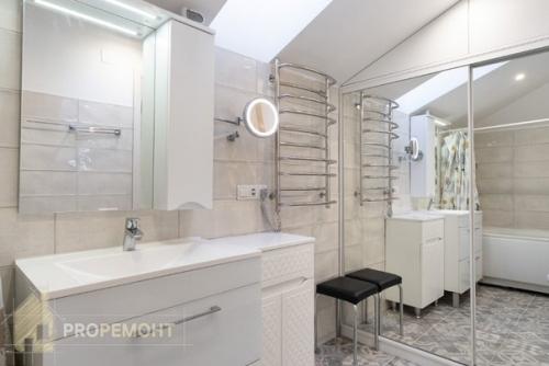 Крутая двухуровневая квартира 98 кв. 06