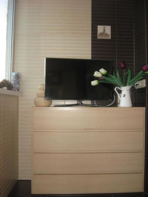 Балкон: из лоджии сделали кабинет, спальню и место уединения. 02 Балкон: из лоджии сделали кабинет, спальню и место уединения. 02