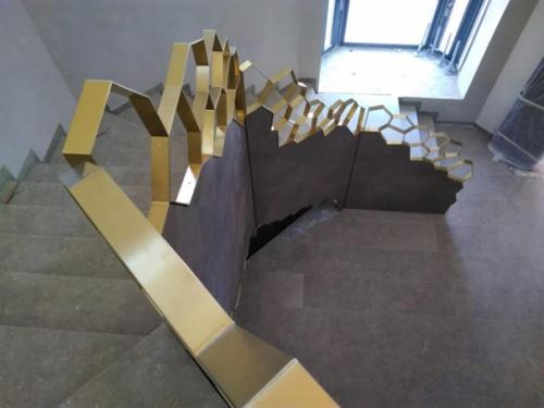 Очень интересно!  И завораживает! 01