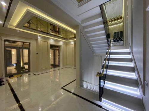 Достроили наш загородный дом. 02