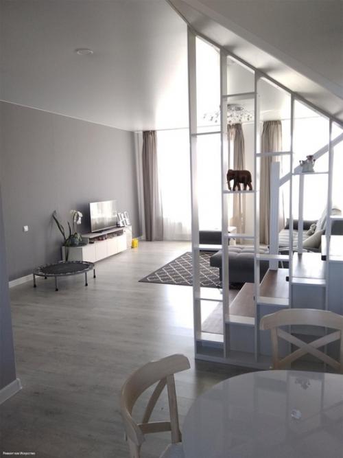 Строительство и отделку дома закончили. 05