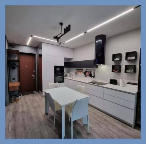 Двухкомнатная студия.  Без дизайнера не обошлось, но оно того стоило. 02