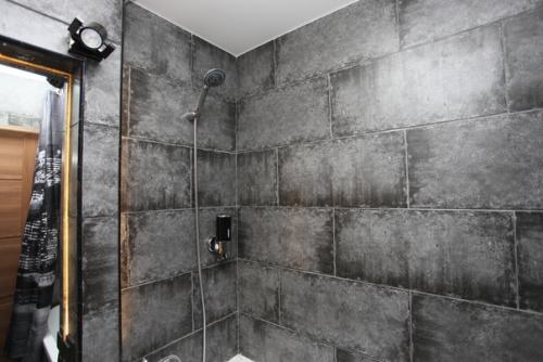 Ванная комната 150 на 150 ну ооочень маленькая. 06