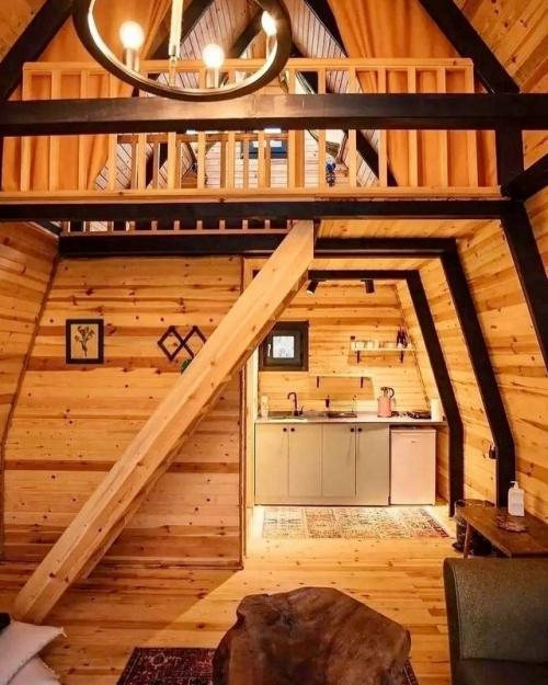 Душевный летний домик - это место, где хочется замедлиться и просто быть. 07