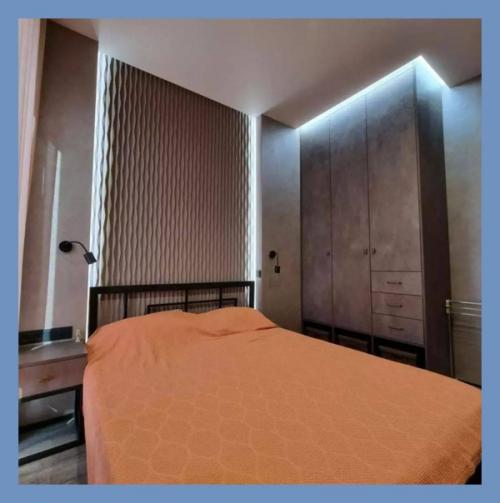 Двухкомнатная студия.  Без дизайнера не обошлось, но оно того стоило. 04