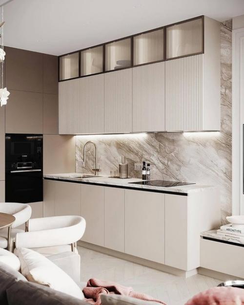 Интерьер в современном стиле прихожей и кухни - гостиной в светлых тонах. 01