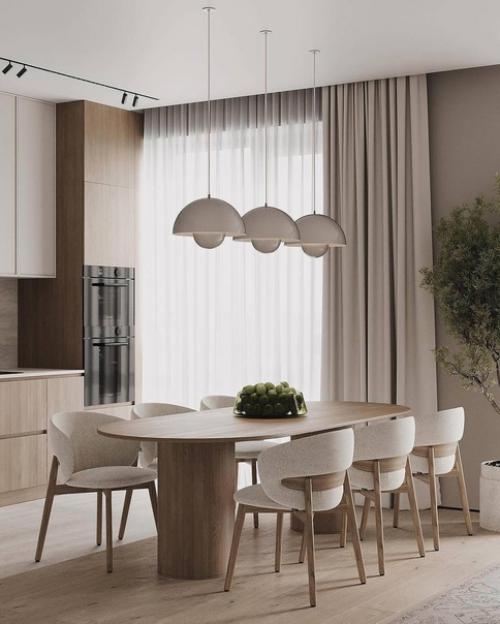 Интерьер небольшой уютной кухни - гостиной в светло-бежевых оттенках. 01