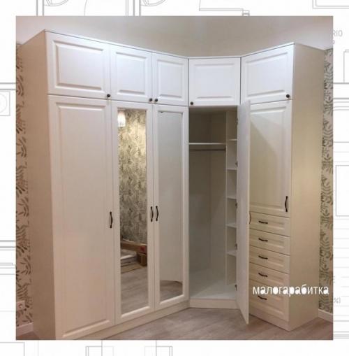 Сложно себе представить интерьер спальни без систем хранения. 02 Сложно себе представить интерьер спальни без систем хранения. 02