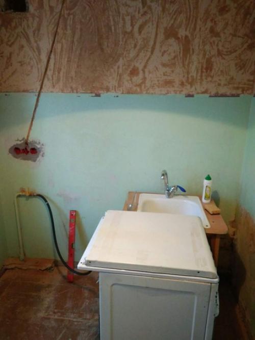 А вот и наша маленькая кухня. 01