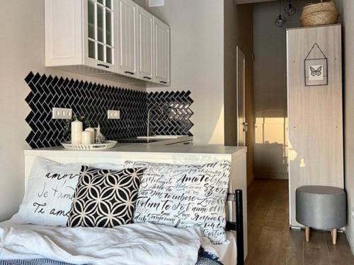 Квартира - крошка, общей площадью - 16, 8 кв. 09