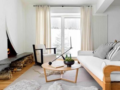 Современная русская дача - это уже не просто огород и грядки, а уютное пространство для отдыха, вдохновения и жизни на природе. 05