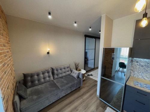 Площадь этой стильной квартиры - 45 кв. 01