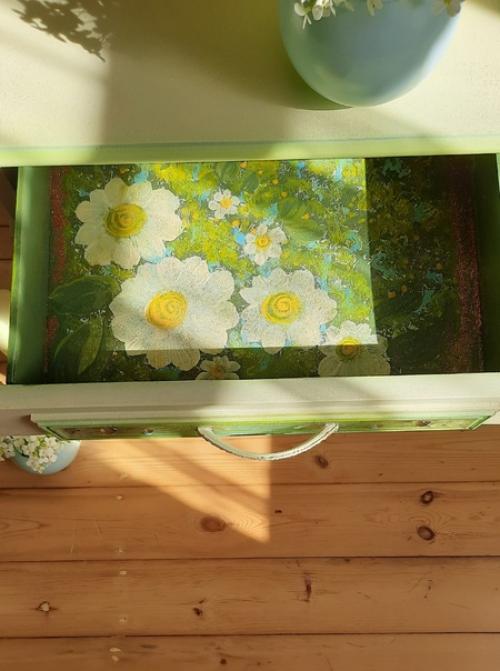 Приветствую!  Делюсь своей свежей работой, в цвете нежной весны) и милыми пчелками для хорошего настроения. 04