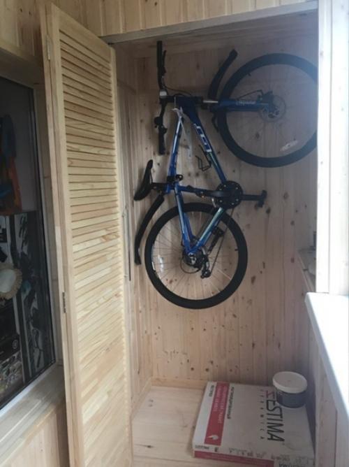 Ремонт балкона и шкафчик для хранения - всё своими руками. 02