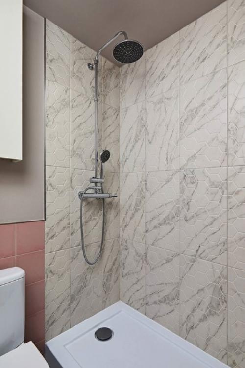 Небольшая, но изящная квартира для девушки, площадью 32 кв. 07