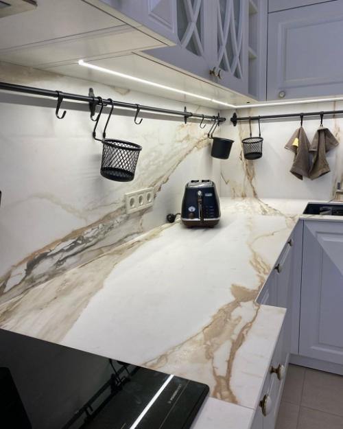 Наша классическая кухня после монтажа. 07