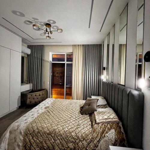 56 кв.  м после капитального ремонта. 03