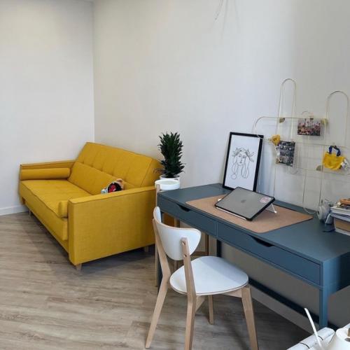 3-х комнатная квартира с качественным ремонтом из дорогих материалов, с техникой и с мебелью. 07