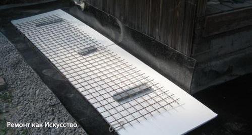 Как сделать отмостку вокруг дома: утепление и устройство своими руками. 02 Как сделать отмостку вокруг дома: утепление и устройство своими руками. 02