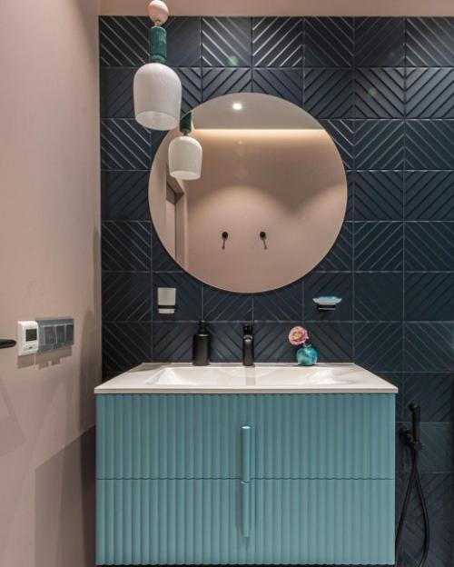 Тот случай, когда интерьер квартиры и красивый и красочный и совершенно точно стильный. 04