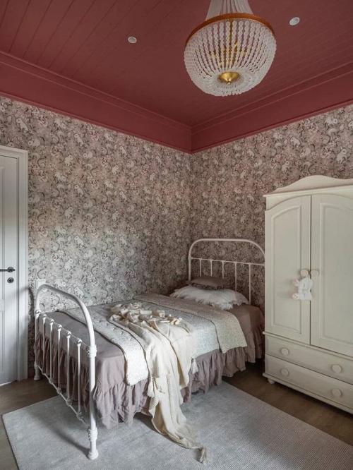 Уютный дом для большой семьи с тремя детьми - пространство, где комфорт встречается с продуманным дизайном. 05