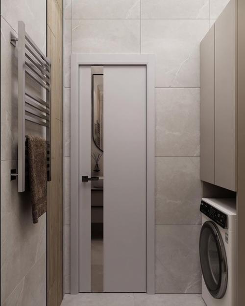 Интерьер небольшой ванной комнаты и сназула в единой светлой цветовой гамме. 04