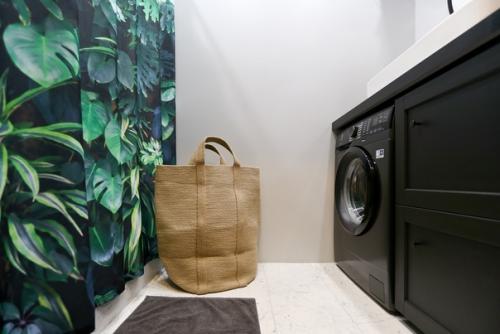 Сделали ремонт в ванной комнате. 03