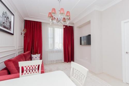 2 комнатная студия с красивым ремонтом. 01