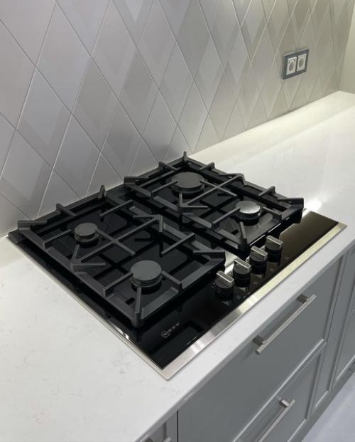 Наконец - то можем показать свою кухню. 07