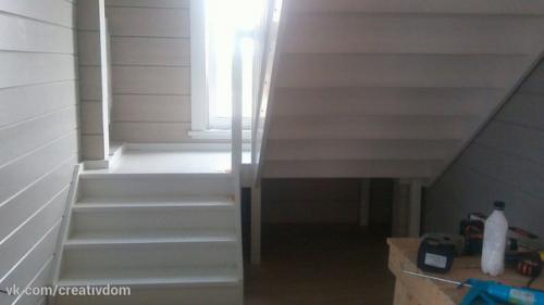 Нестандартная лестница (ширина выходного марша 1400 мм) установлена. 02