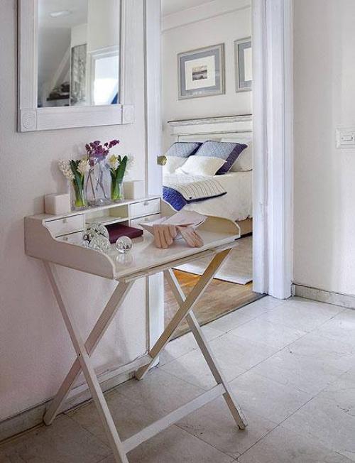 Малометражный проект квартиры в Мадриде, когда небольшая перепланировка и декор создают новую реальность. 04