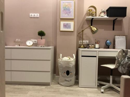 Дочке мы делаем комнатку. 01