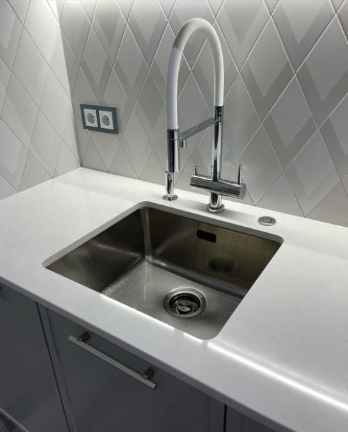 Наконец - то можем показать свою кухню. 05