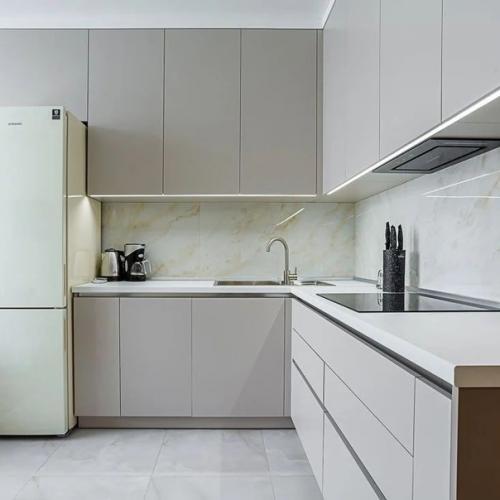 61 кв.  м, под дальнейшую аренду. 01