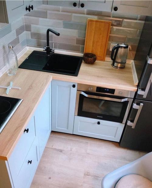 Наша маленькая кухня после ремонта. 02