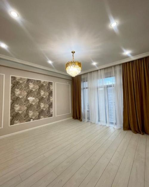 Мы продаём 2-х комнатную квартиру. 06