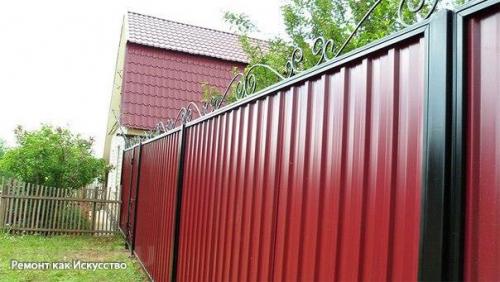 Забор из профнастила на винтовых сваях своими руками. 01