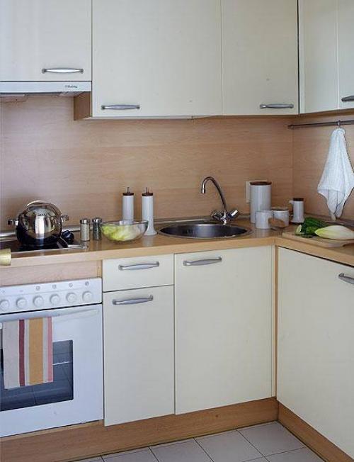 Малометражный проект квартиры в Мадриде, когда небольшая перепланировка и декор создают новую реальность. 07