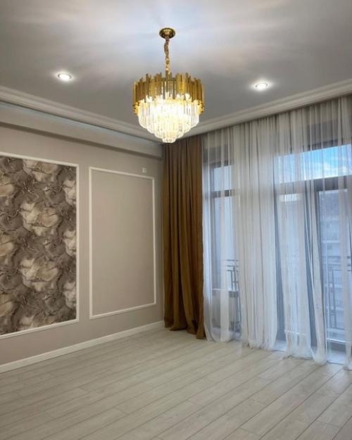 Мы продаём 2-х комнатную квартиру. 05