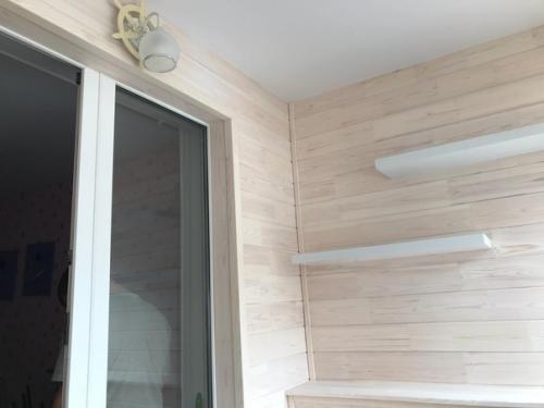 Ремонт после работы и по выходным делал. 02