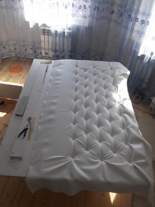 А смогут ли маленькие женские руки сделать кровать с каретной стяжкой своими руками? 04