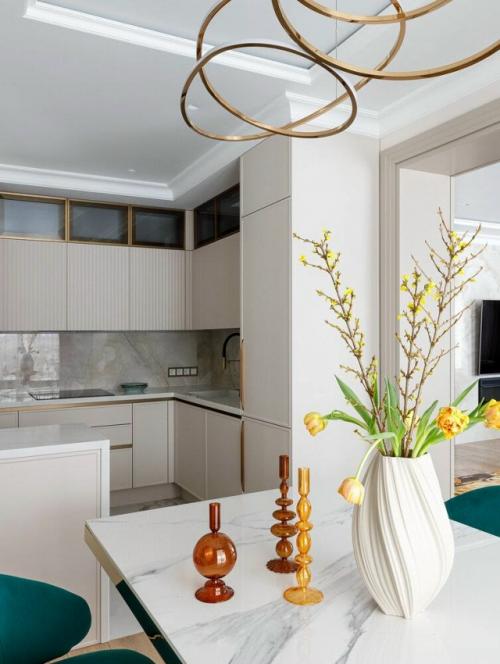 Этот двухэтажный загородный дом создан для комфортной жизни большой дружной семьи. 01