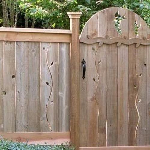 Красивые деревянные заборы и ворота - редкость в наш прагматичный век. 05