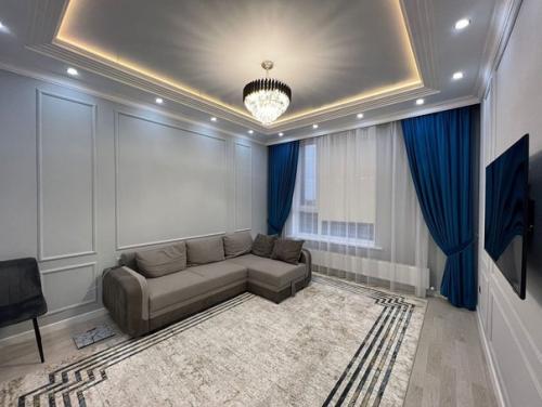 Получилась светлая и уютная 2 комнатная полноценная квартира. 01