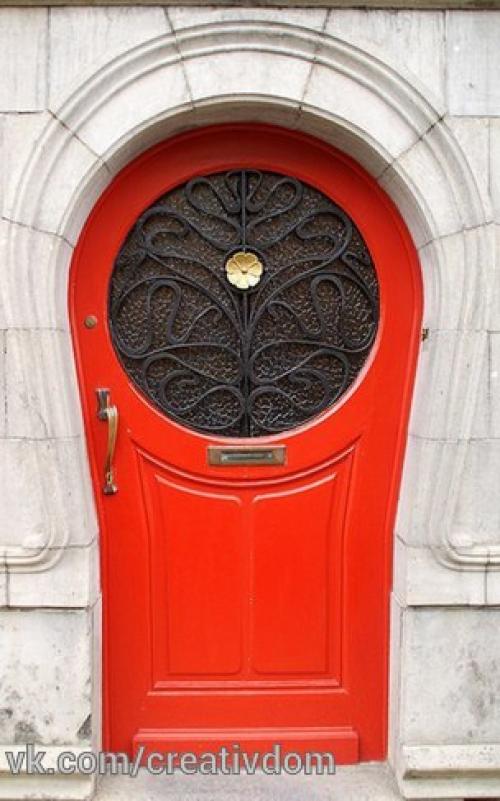 10 фотографий нестандартных дверей. 03