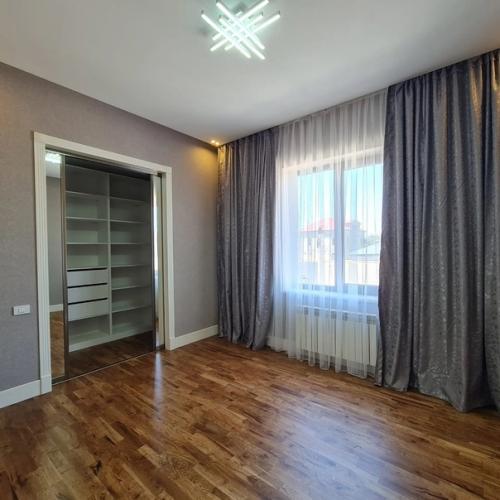 Родительский дом.  Достроен и обустроен в этом году. 07