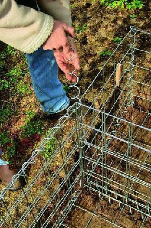 Мы создаём высокую овощную грядку из габионов. 01