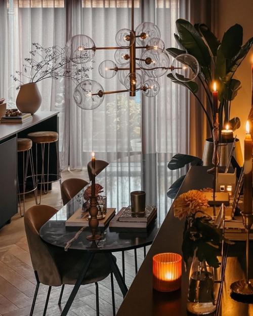 Наслаждайтесь.  Такие интерьеры - огромная редкость. 01