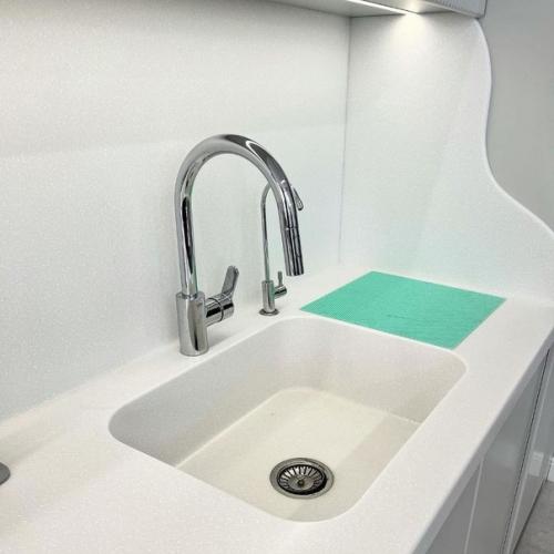 Разрешите у вас похвастаться кухней - гостиной. 04